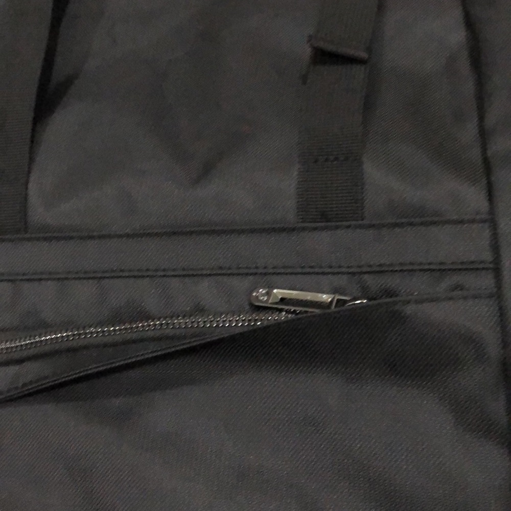 Traveler's Choice | Tech Backpack - Picture 4 of 5